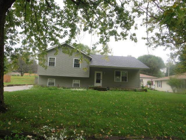 1530 Whittier Lane - Photo 1