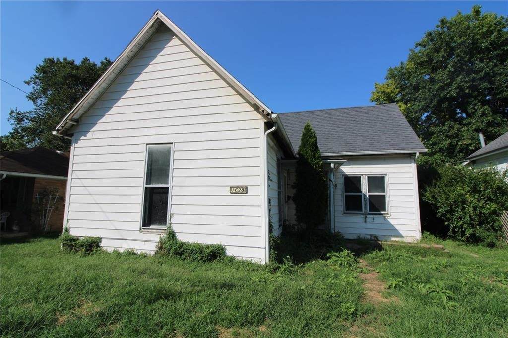 1628 7th Street - Photo 1