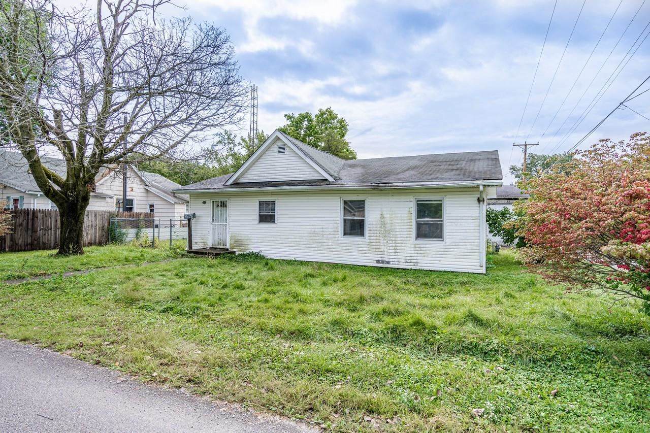 303 Walnut Street - Photo 1
