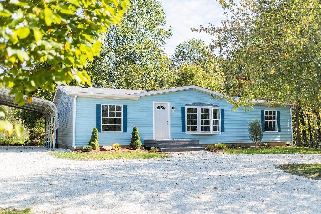 3999 Eller Lane - Photo 1