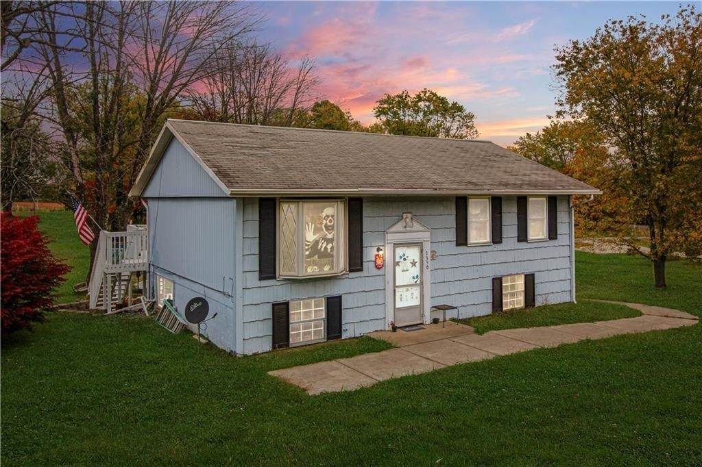 7350 State Road 46 - Photo 1