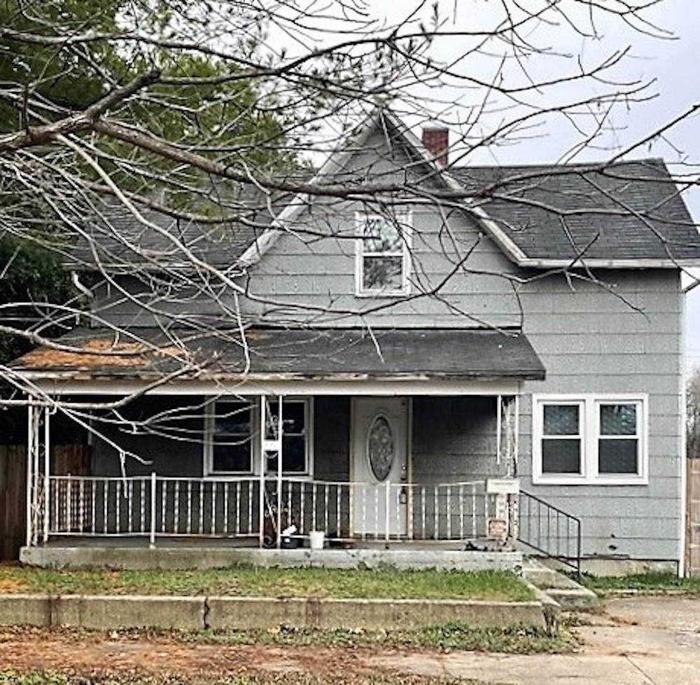 471 Washington Street - Photo 1