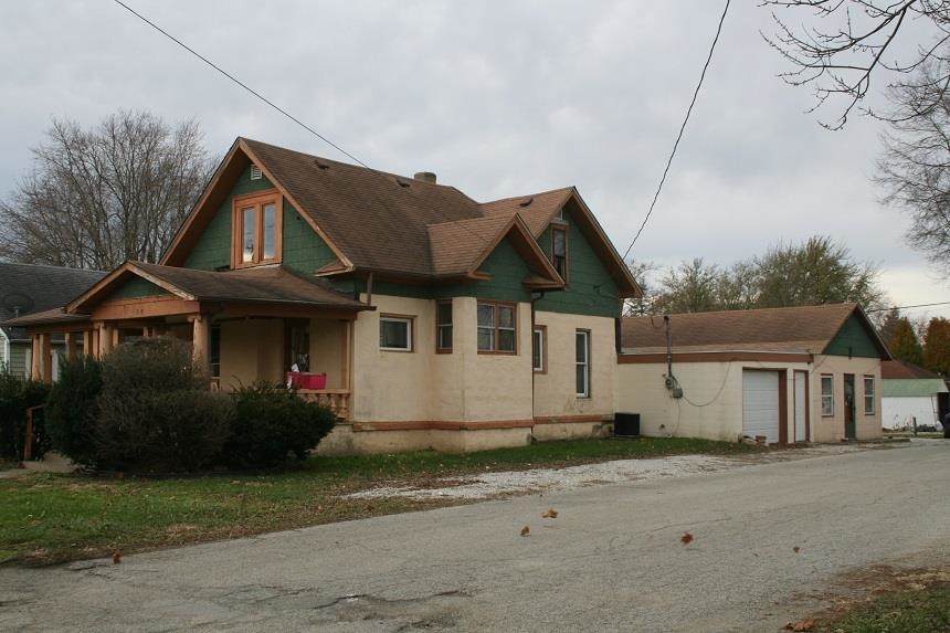 958 Rossville Avenue - Photo 1