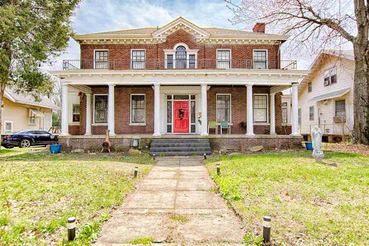 861 Lincoln Avenue - Photo 1