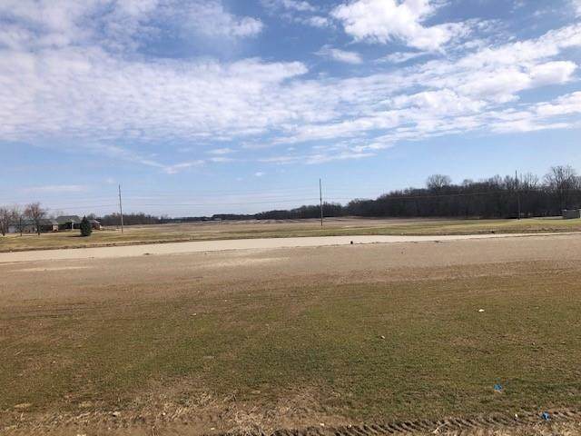 2212 Golfview Drive - Photo 1