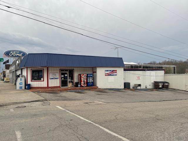 201 Main Street - Photo 1
