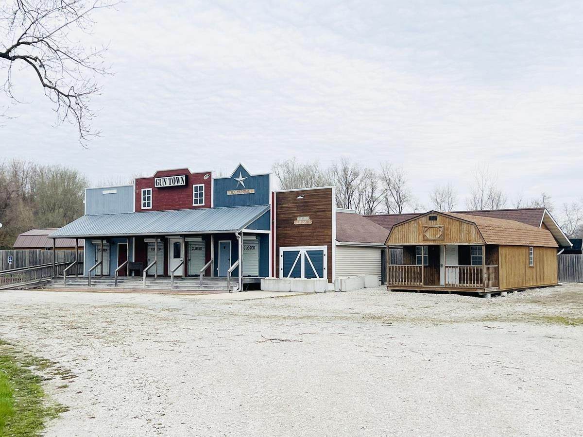 10660 Us 30 Highway - Photo 1