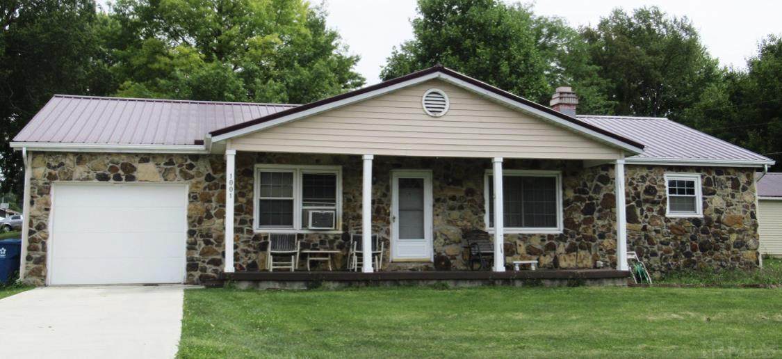 1001 Rogers Avenue - Photo 1