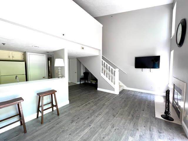 9050 Pointe Ridge Lane - Photo 1
