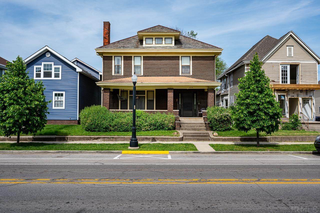 1220 Fairfield Avenue - Photo 1