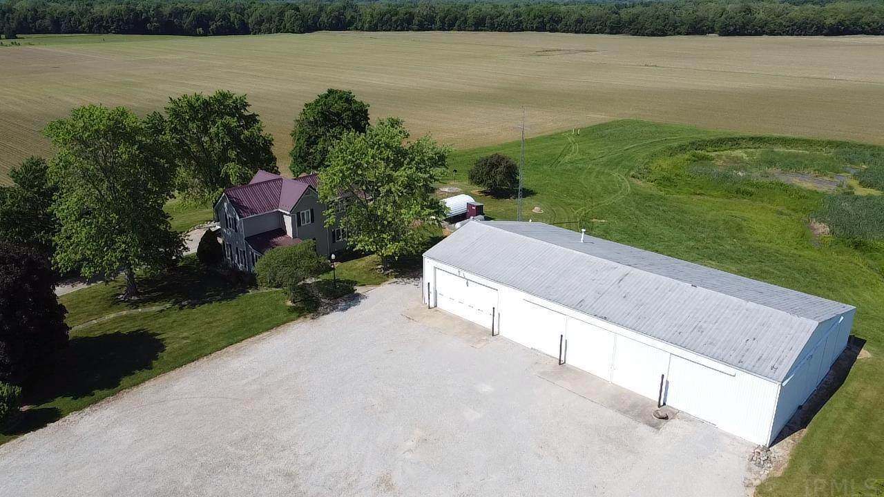 6615 250 West Road - Photo 1