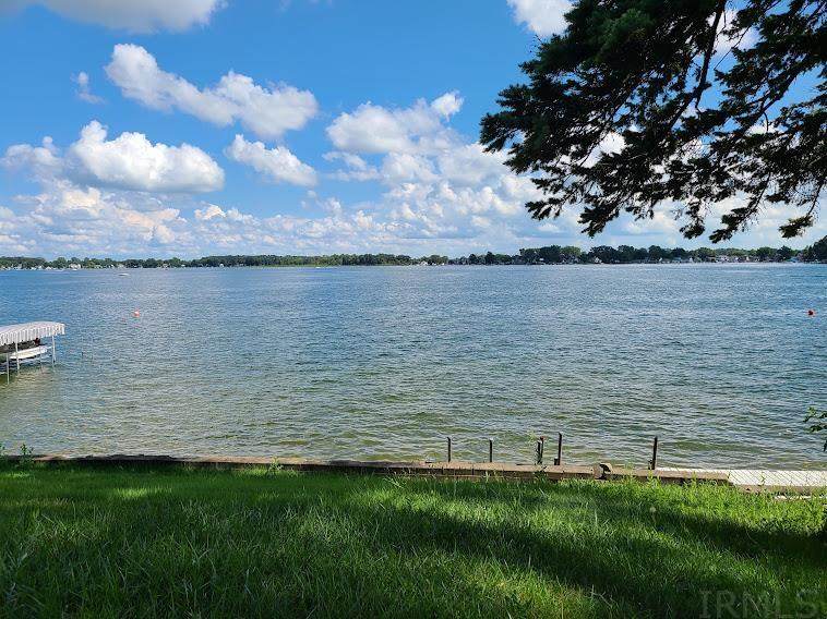 711 Northshore Drive - Photo 1