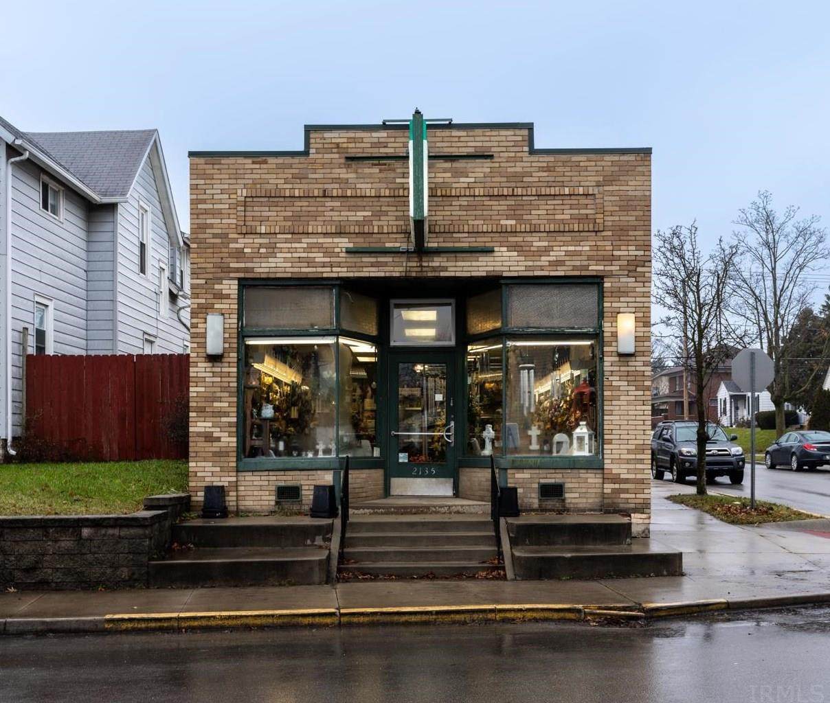 2135 Wells Street - Photo 1