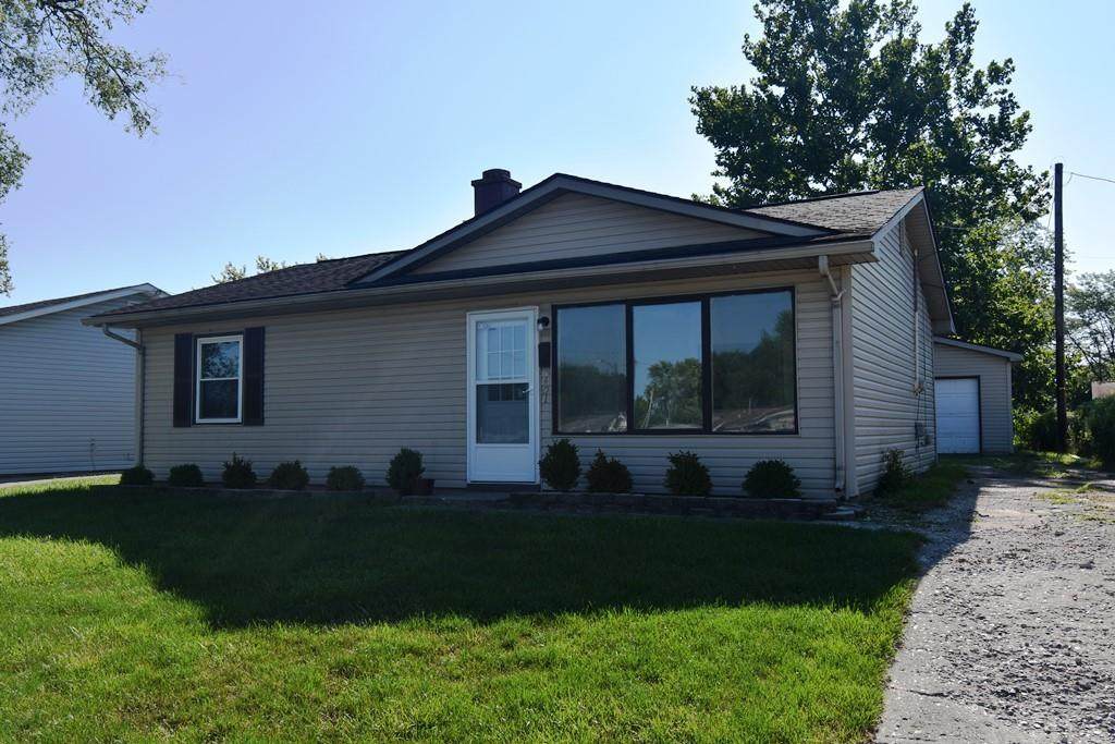 401 Crescent Drive - Photo 1