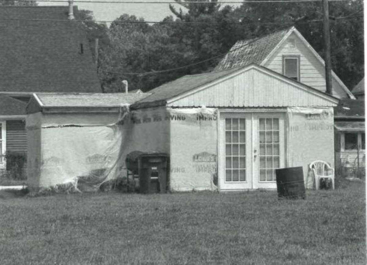 814 11TH Street - Photo 1