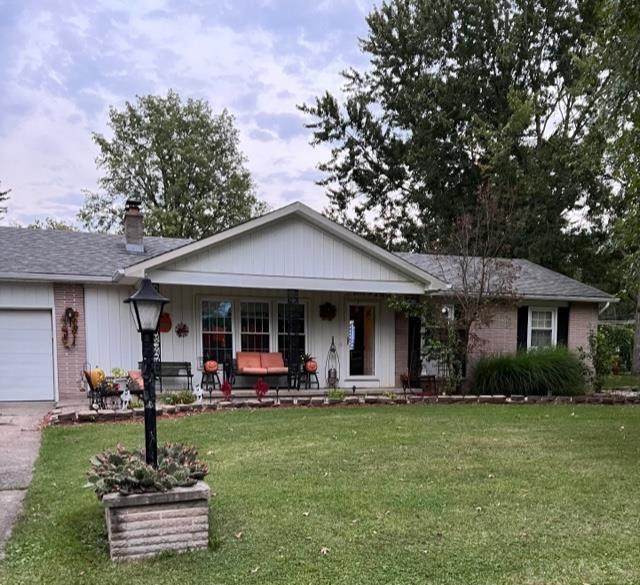 4230 Wedgewood Drive - Photo 1