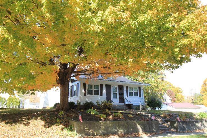 108 Fall Street - Photo 1