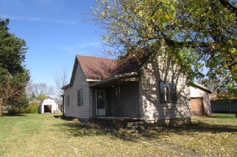 2404 J Street - Photo 1
