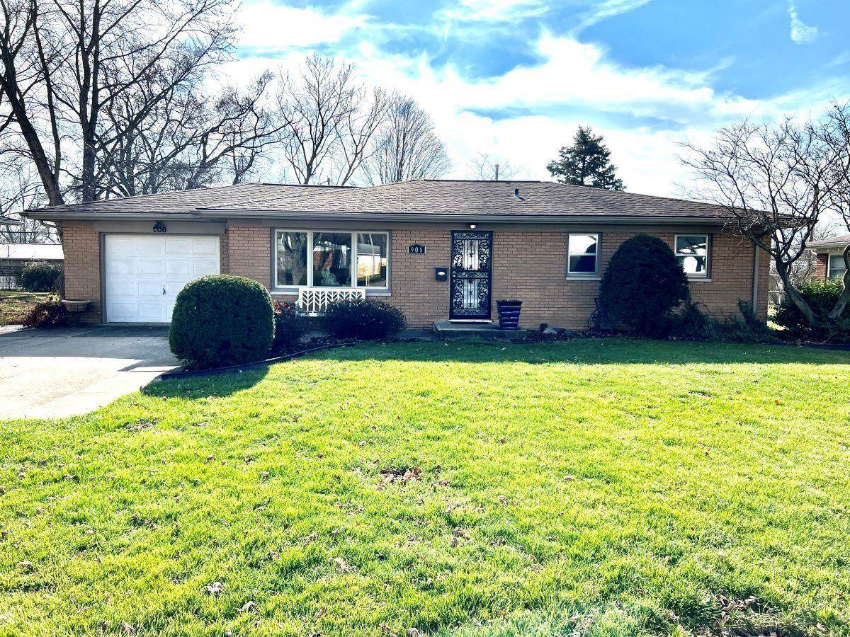 908 North D Street - Photo 1