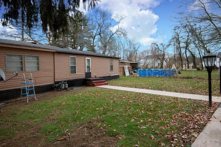 50675 Donna Street - Photo 1