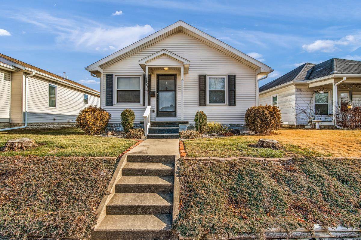 1806 Webster Street - Photo 1