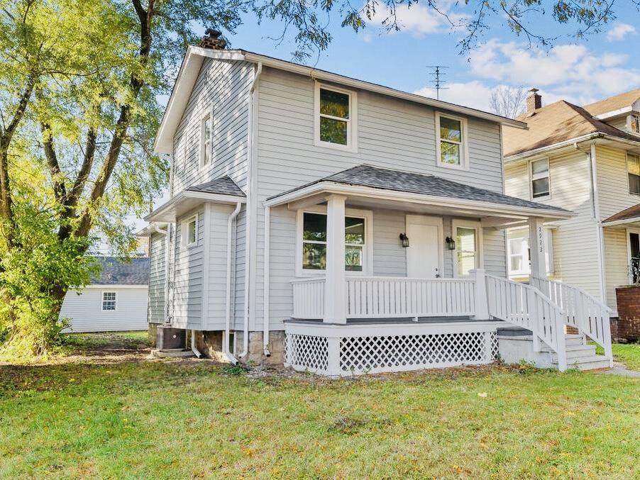2922 Plaza Drive - Photo 1