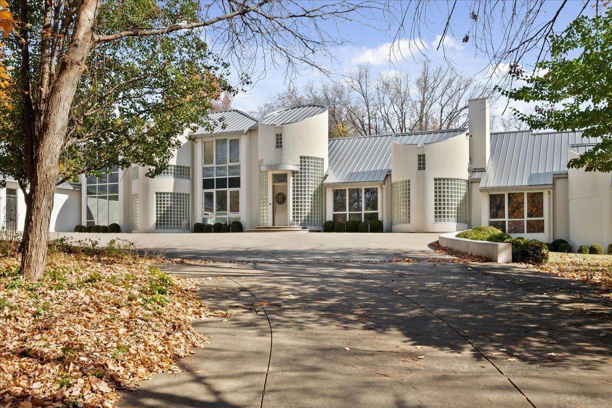 230 Summertime Lane - Photo 1
