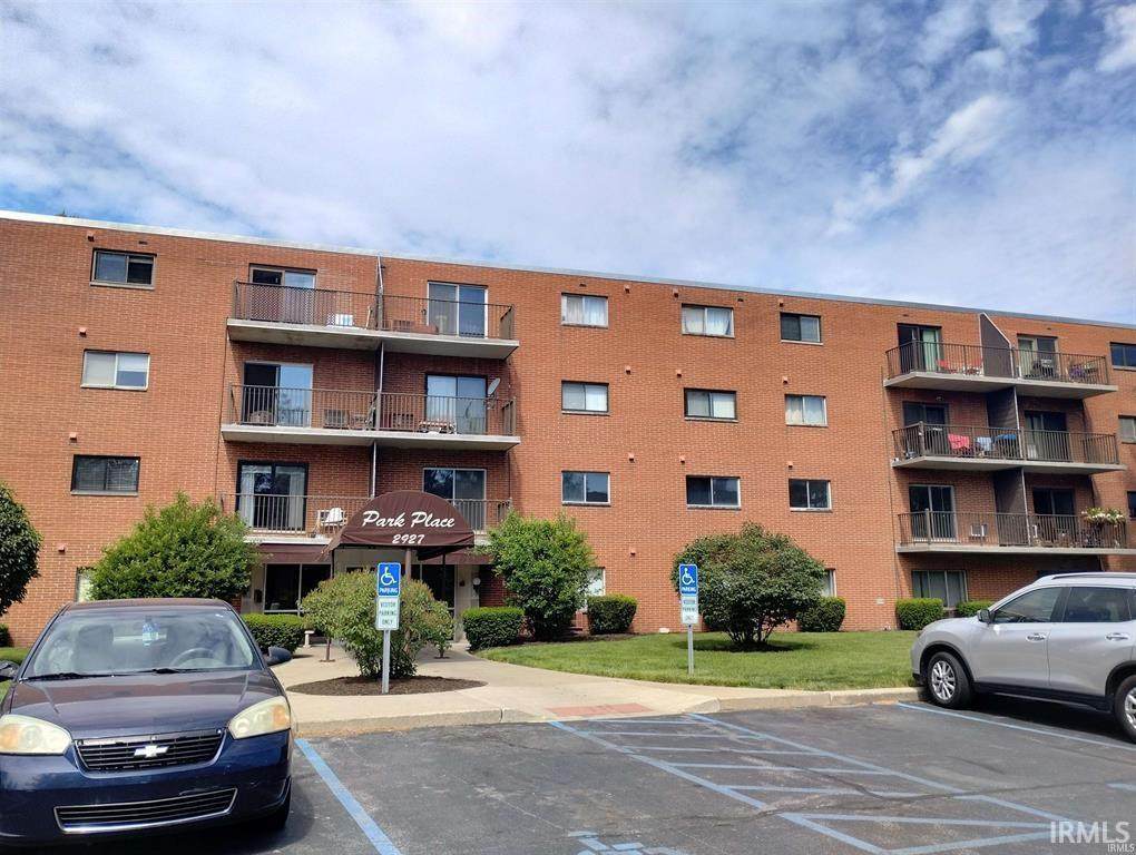 2927 Westbrook B-113 Drive - Photo 1