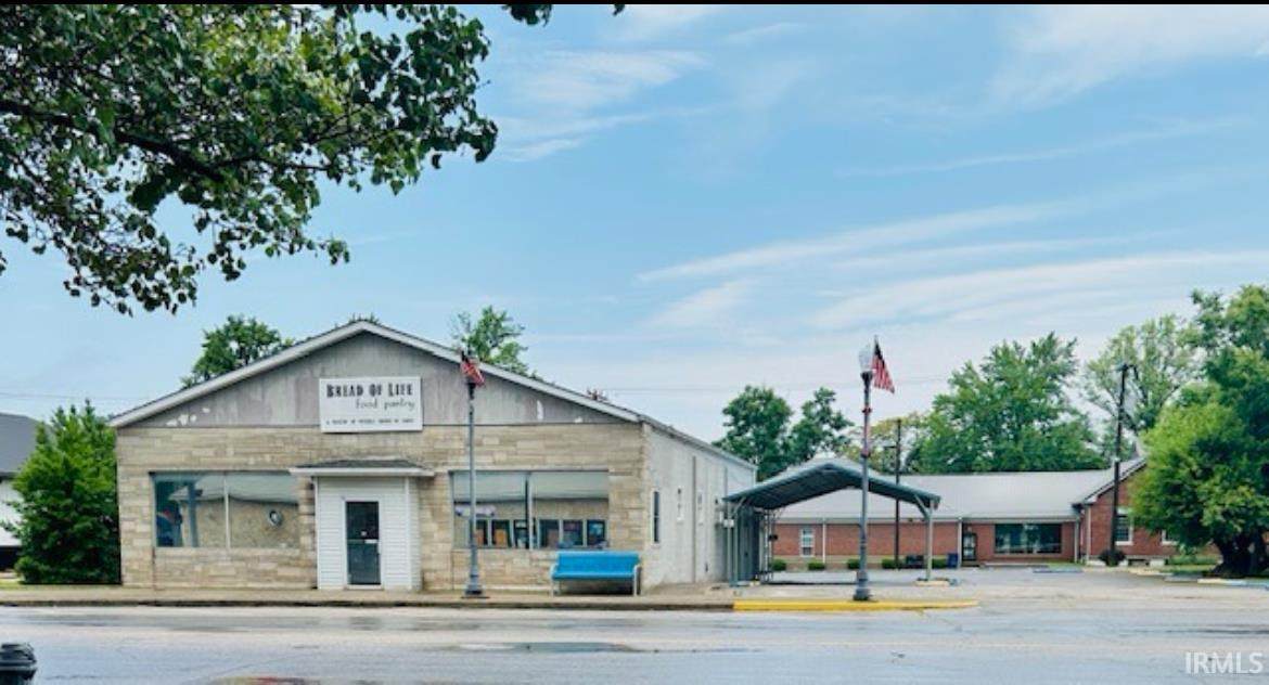 815 Main Street - Photo 1