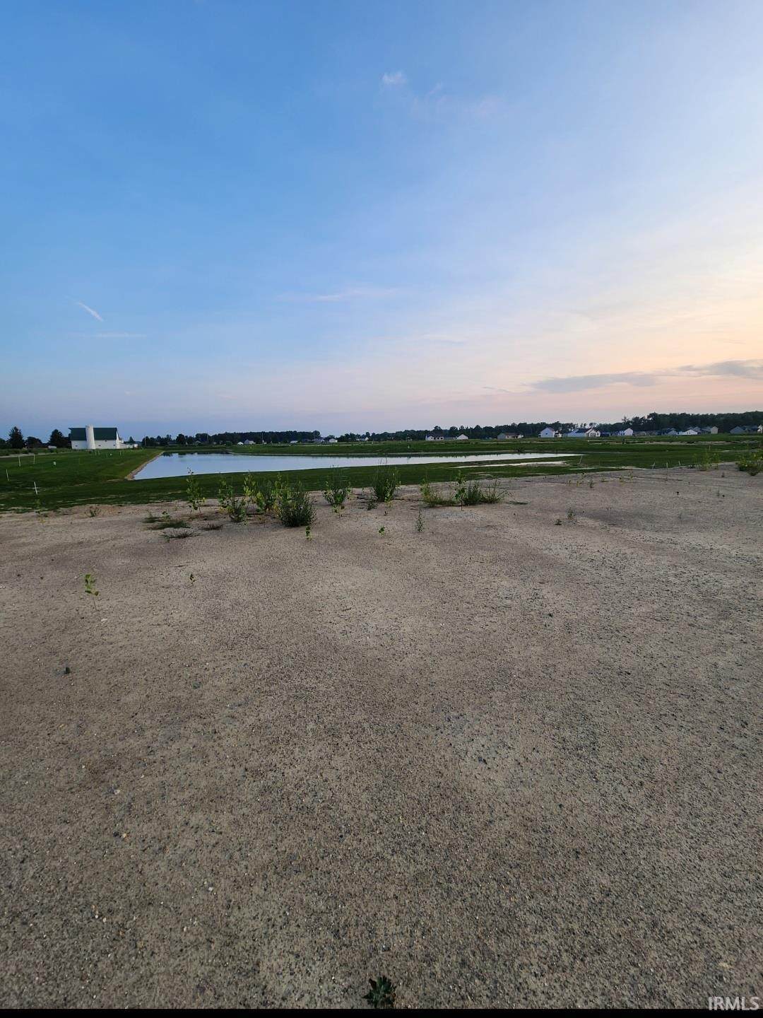 https://bt-photos.global.ssl.fastly.net/irmls/orig_boomver_1_202448297-2.jpg