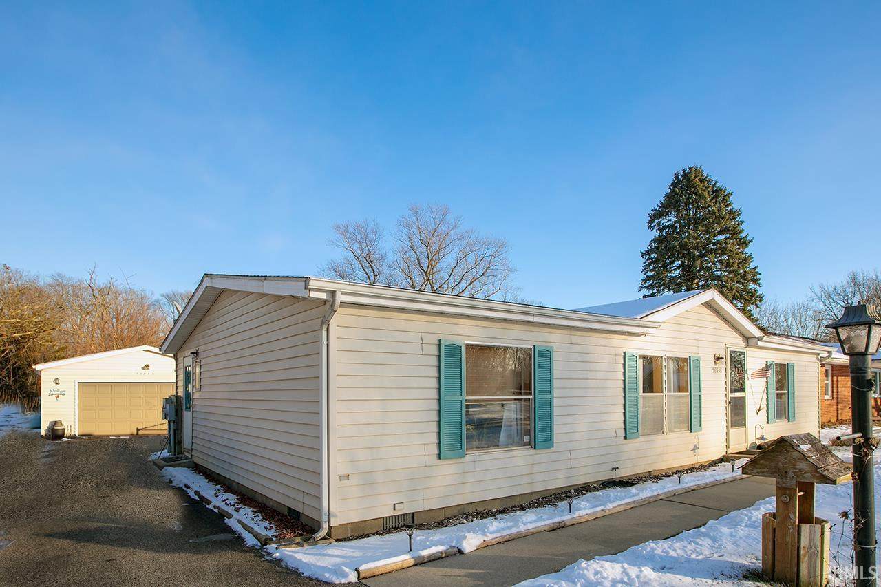 58938 Lindale Drive - Photo 1