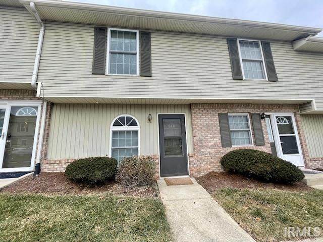 648 Sherwood Hills - Photo 1