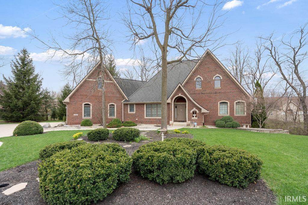 2565 Chrystal Woods Drive - Photo 1