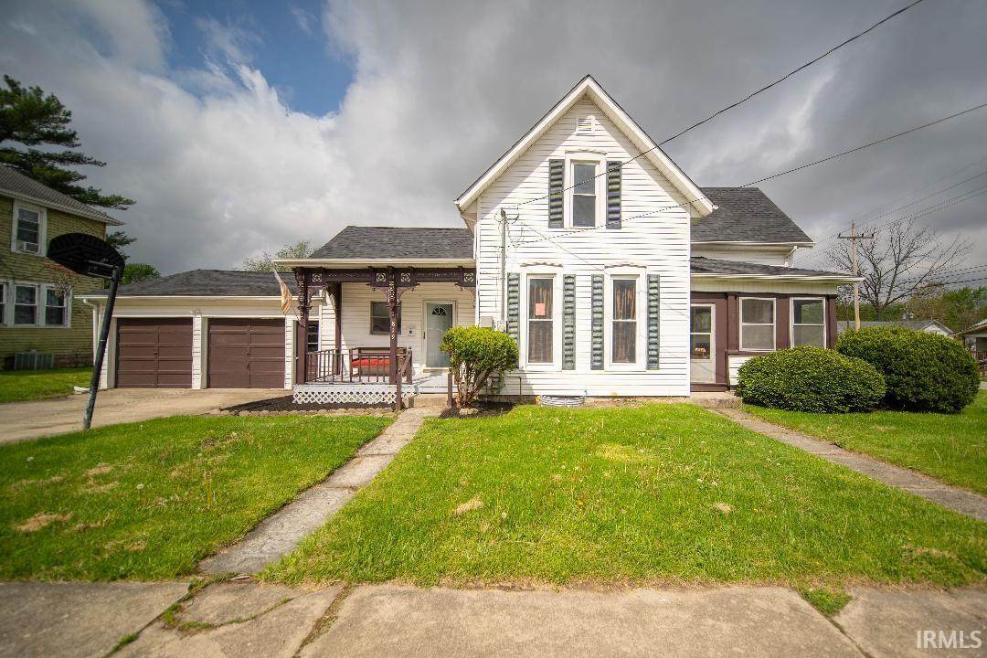 819 Spring Street - Photo 1