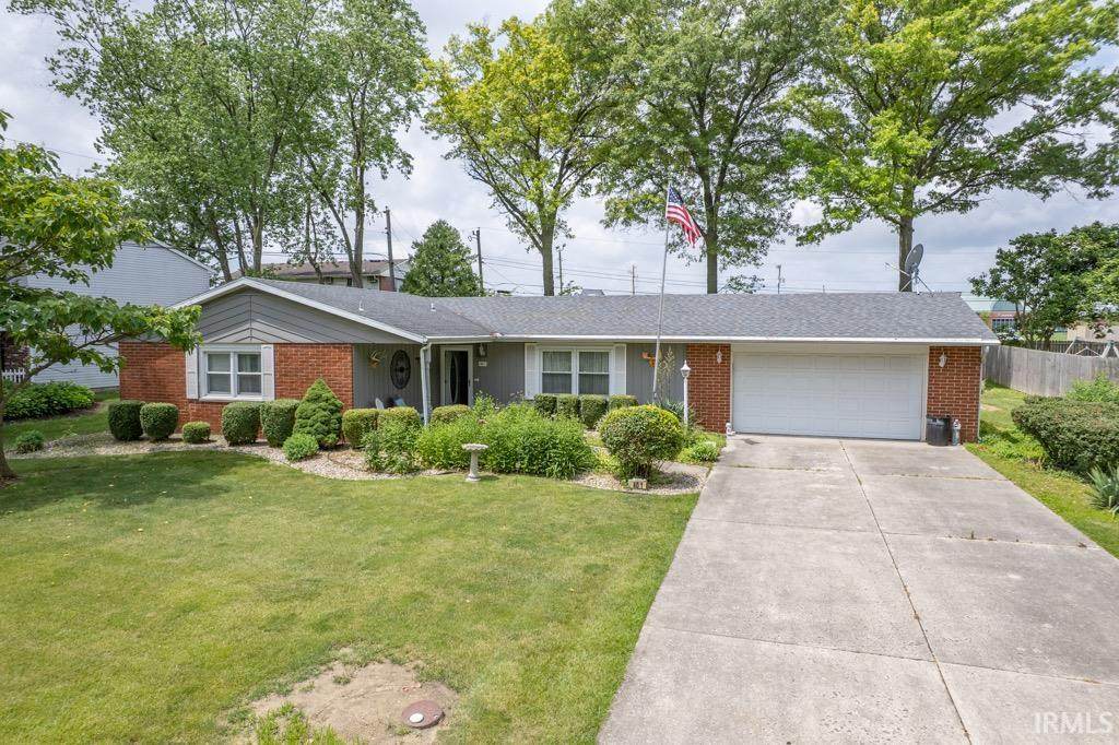 401 Meadow Lane - Photo 1