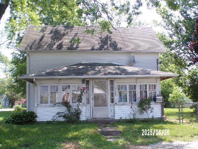2401 Selby Street - Photo 1