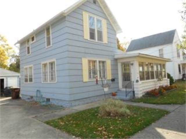 311 Superior St - Photo 1