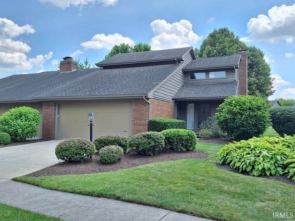 5720 Bayside Drive - Photo 1