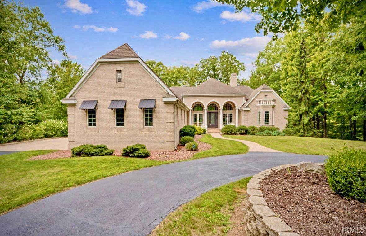 887 Harbour Pointe Drive - Photo 1