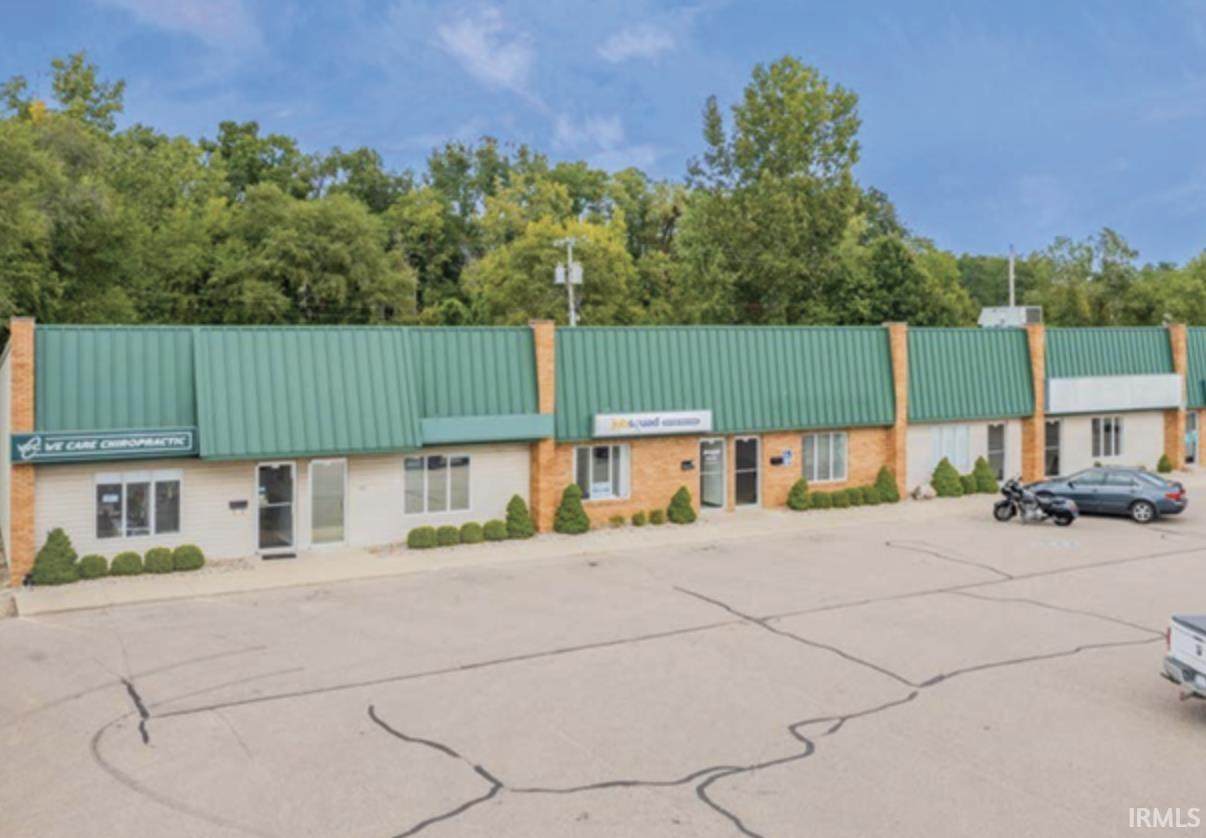 3161 Center Street - Photo 1