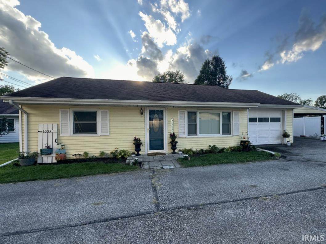 1003 11th Street - Photo 1