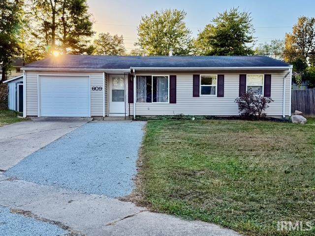 609 Briar Court - Photo 1