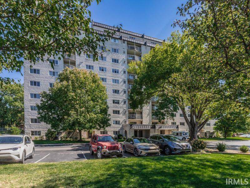 600 Cullen Avenue - Photo 1