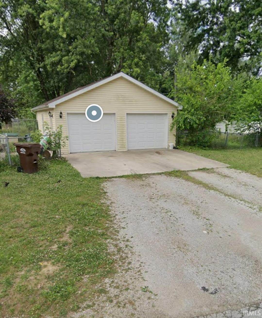 610 Center Street - Photo 1