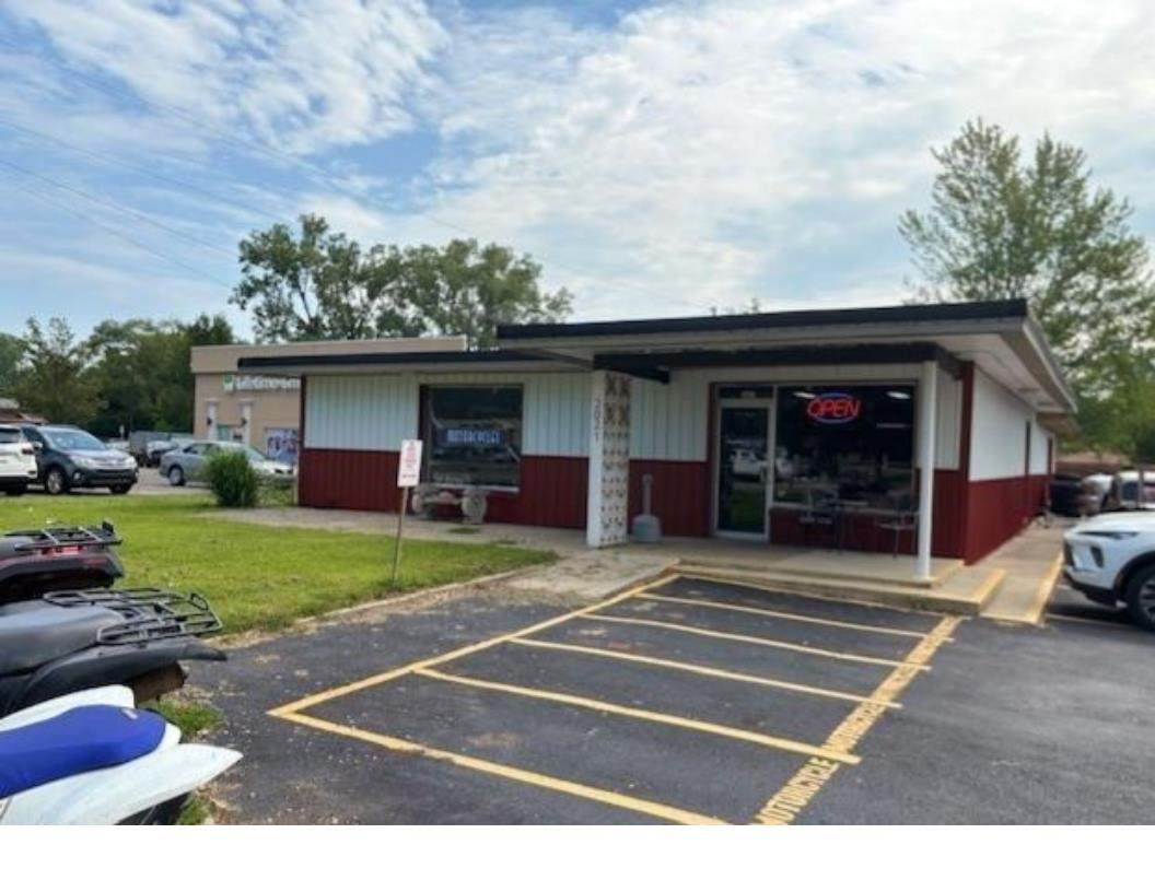 2021 Western Avenue - Photo 1