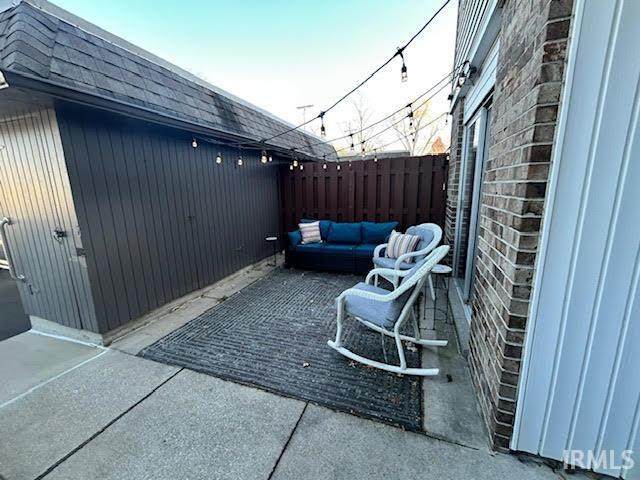 5537 South Wayne Avenue - Photo 1