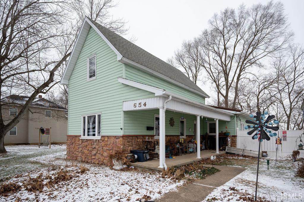 654 High Street - Photo 1
