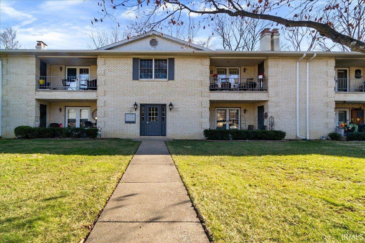 6742 Newburgh Road - Photo 1