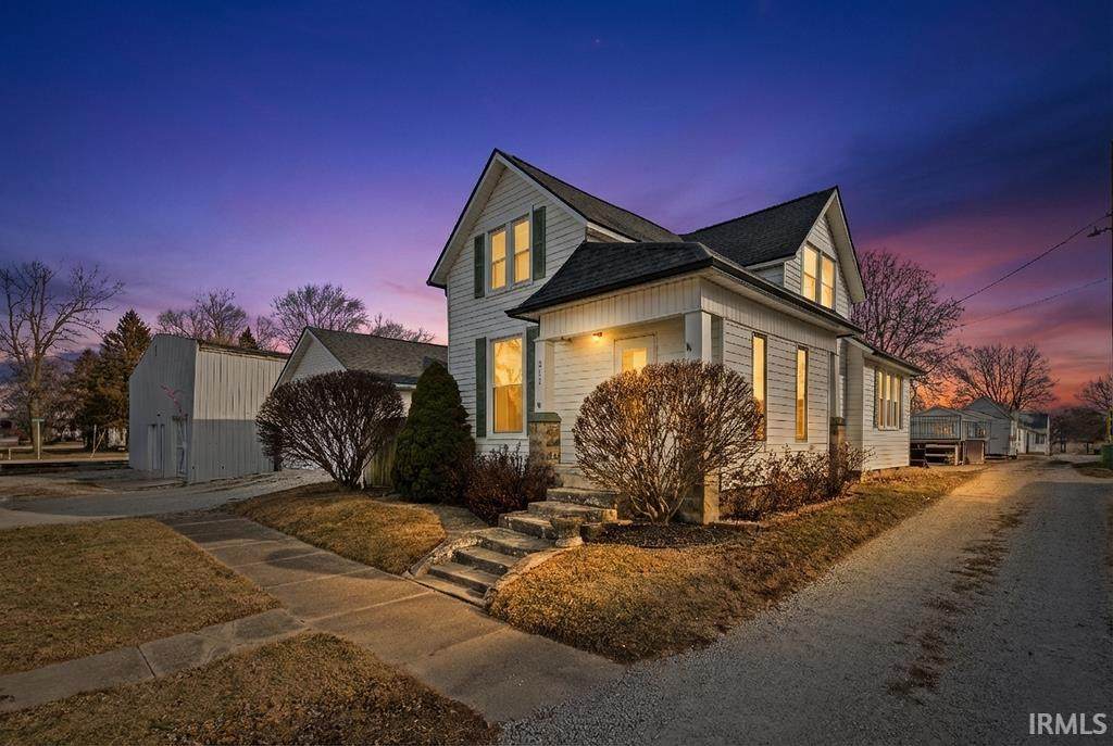 218 Howard Street - Photo 1