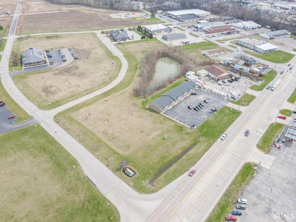 5** Memorial Drive - Photo 1